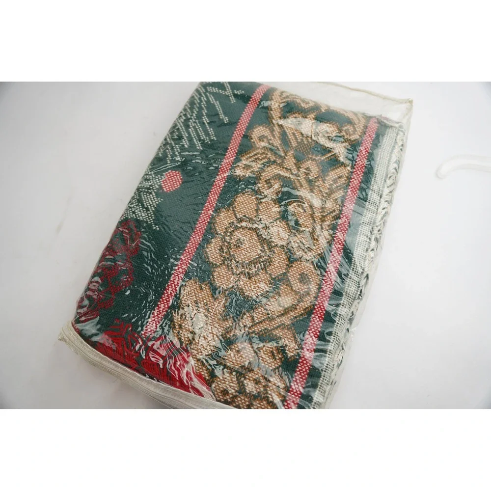 Crown Crafts Throw Blanket Unisex 48x60 Green Holly Festival Cotton Tapestry NEW
